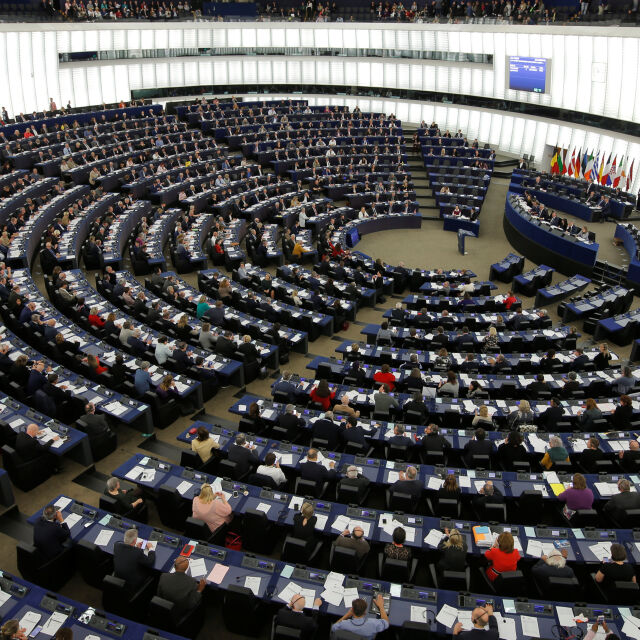Ще се гласува ли днес пакет „Мобилност” в Европейския парламент? 
