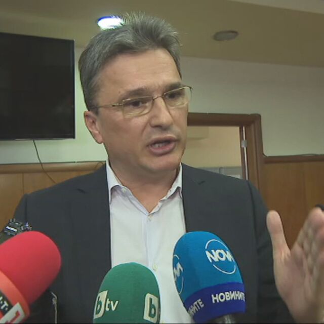 Бисер Лазов: В кабинета на Цветан Василев съм виждал адвокат Лазар Карадалиев