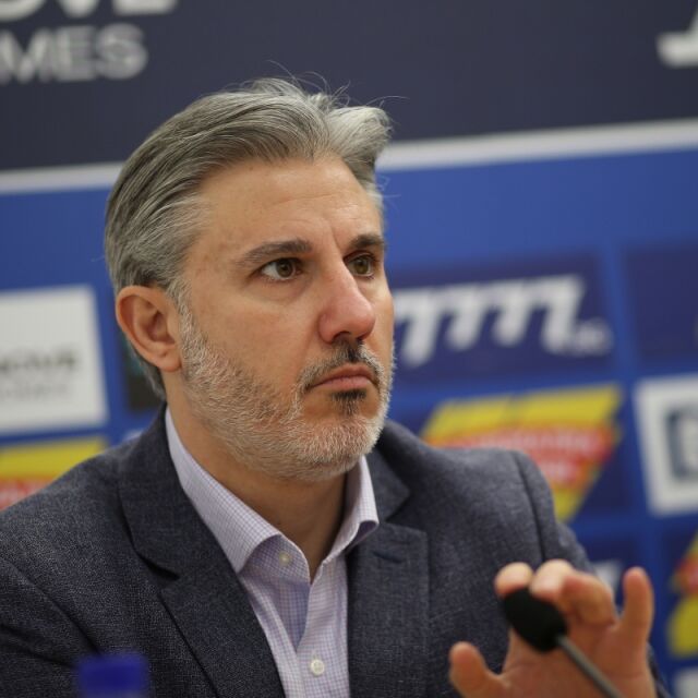 Проблемите в "Левски" разделили отбора на три групи (ВИДЕО)