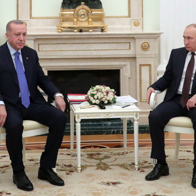 Путин и Ердоган преговарят за примирие в сирийската провинция Идлиб