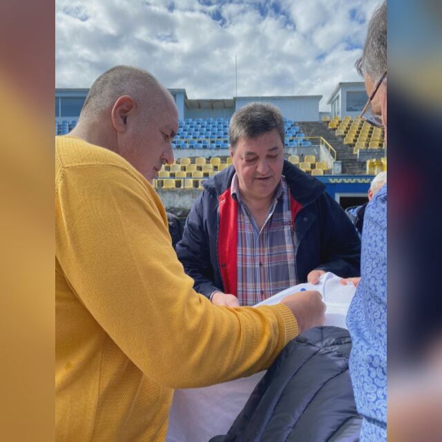 Борисов посети стадиона в Шумен, за който бяха отпуснати 3 млн. лв. за ремонт