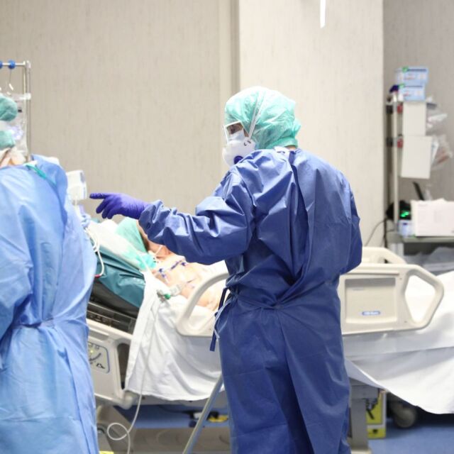 Заради COVID-19: Болниците в САЩ са пълни с пациенти