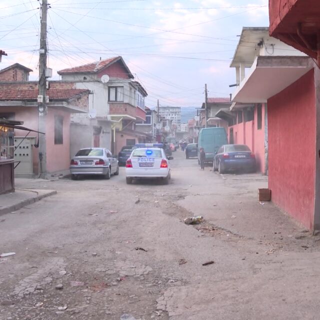 След купона в ромска махала: Остават в ареста тримата задържани в Сливен