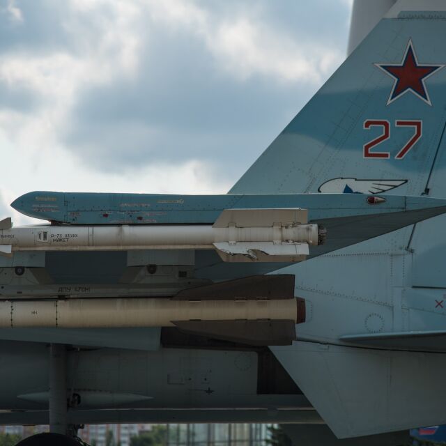 Руски изтребител Су-27 е изчезнал от радарите над Черно море