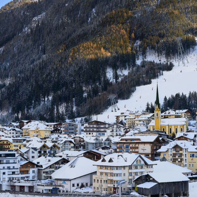Експерт: От 600 до 1200 чужденци са се заразили в австрийския ски курорт Ишгъл