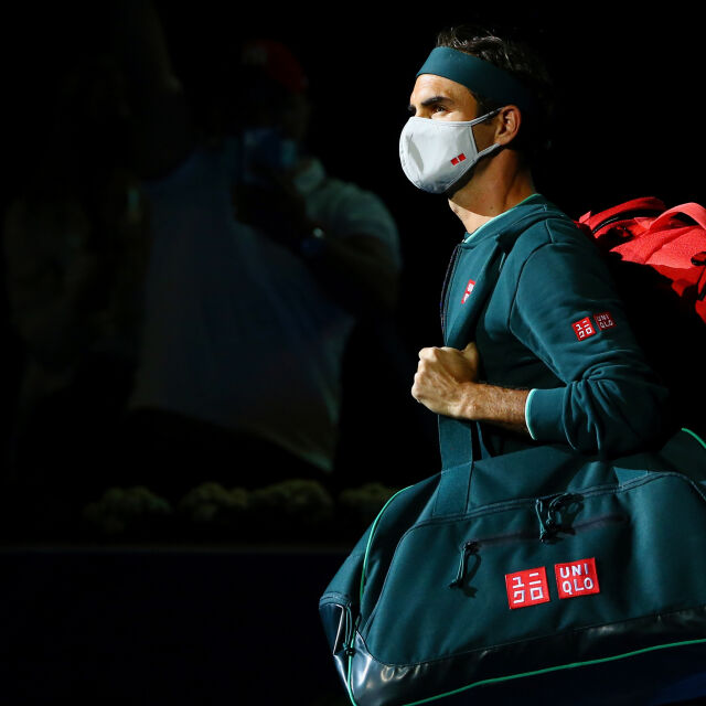 Година по-късно: Федерер преговаря правилата в тениса (ВИДЕО)