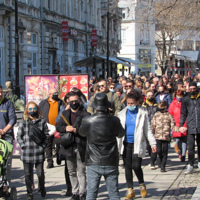 Протест на танцовите школи в Русе срещу противоепидемична мярка