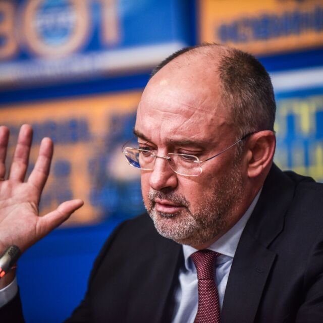 Петър Величков: С Бербатов може да поемем управлението на БФС (ВИДЕО)