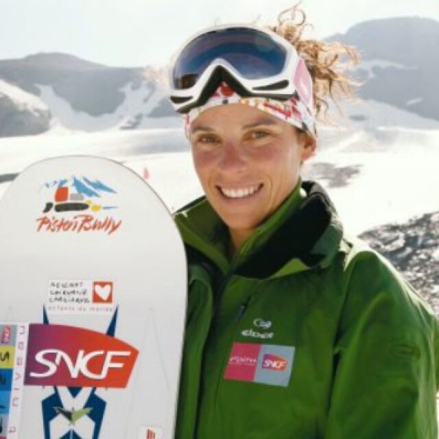 Лавина отне живота на световна шампионка по сноуборд