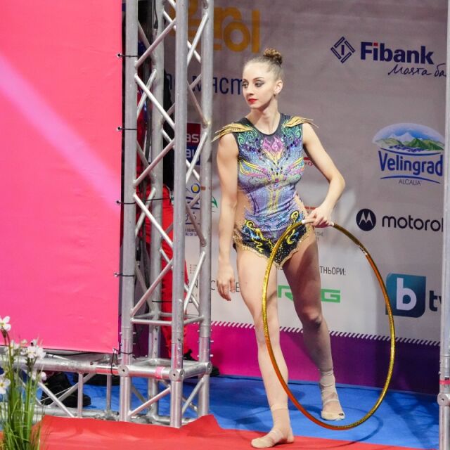 Боряна Калейн спечели златен медал на обръч в София