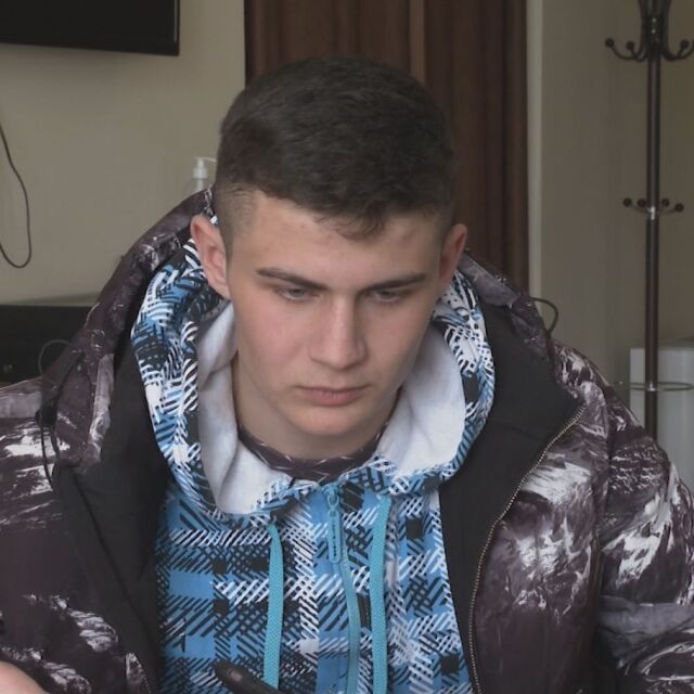 Настаниха в социален дом 16-годишния Андрей, пристигнал сам от Украйна