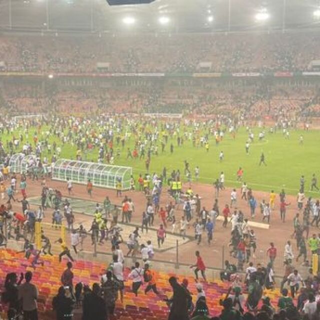 Потрошен стадион и преследвани футболисти, след като Нигерия не се класира за световно 