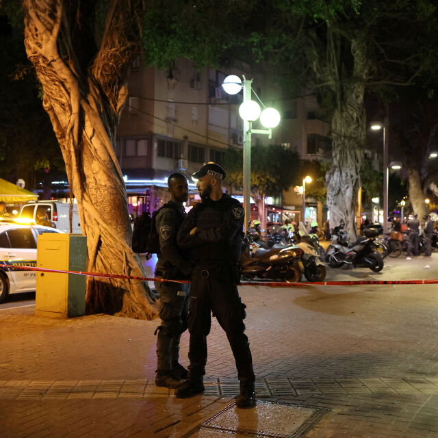 Стрелба в Тел Авив: Трима са ранени 