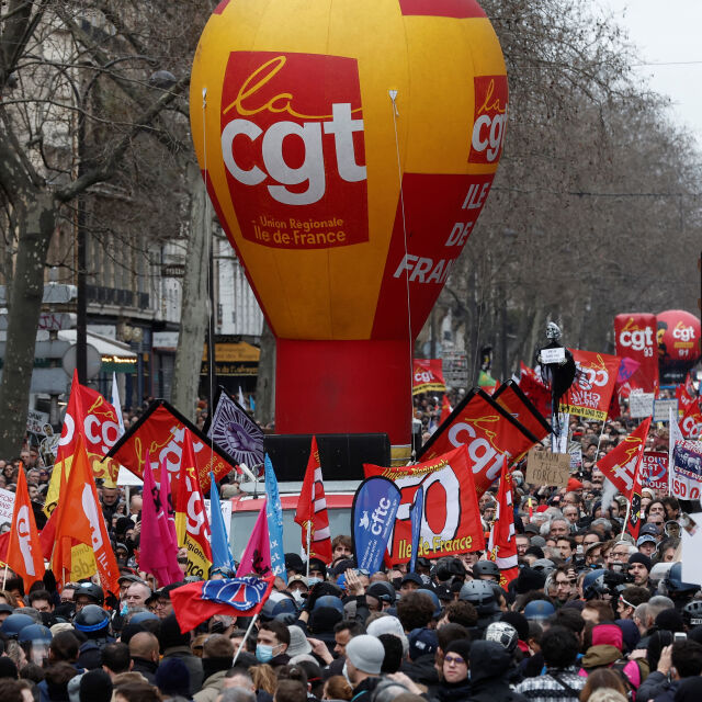 Франция с пореден общонационален протест срещу пенсионната реформа 
