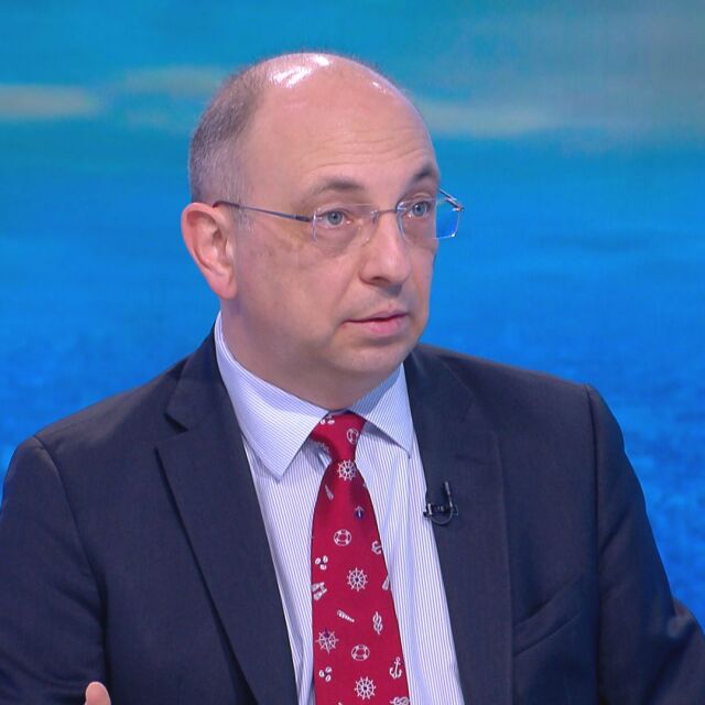 Николай Василев: България закъсня с десетилетие за еврото 