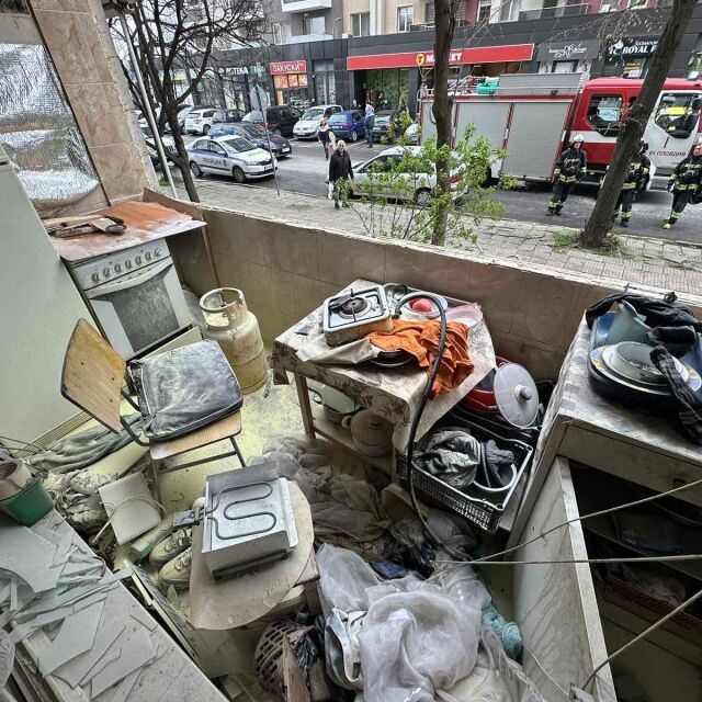 Газова бутилка се взриви в апартамент в Пловдив (СНИМКИ)