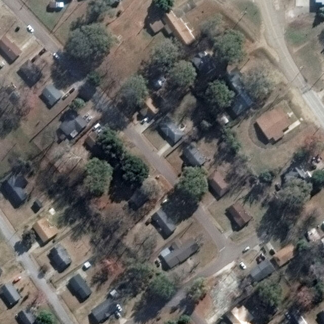 Сателитни кадри на разрушенията след торнадото в Мисисипи (ВИДЕО)