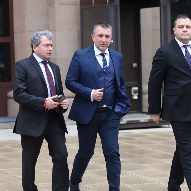Тошко Йорданов: Асен Василев и Бойко Борисов може да водят консултации в кабинета на Делян Пеевски