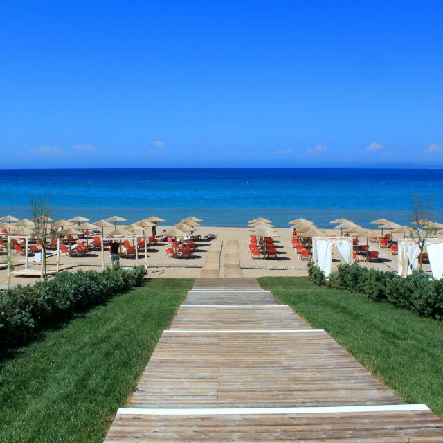 Нови регулации за плажовете в Гърция - какво се променя за туристите?