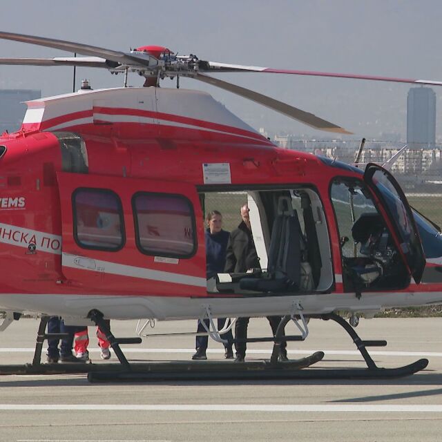  Първи тестови полет: Обучават медиците за реакция при спешни обстановки в медицинския хеликоптер 