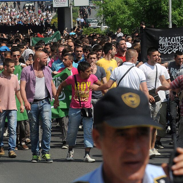 „Няма правосъдие, няма мир" скандират в големите градове в Македония