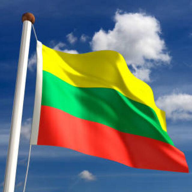Литва публикува наръчник за оцеляване при война заради Русия