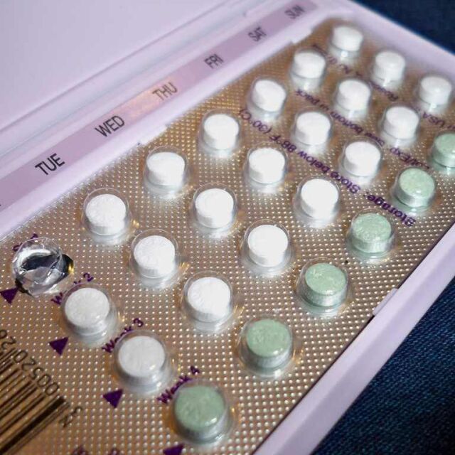 Контрацептивите пречат на жените да задържат партньора си