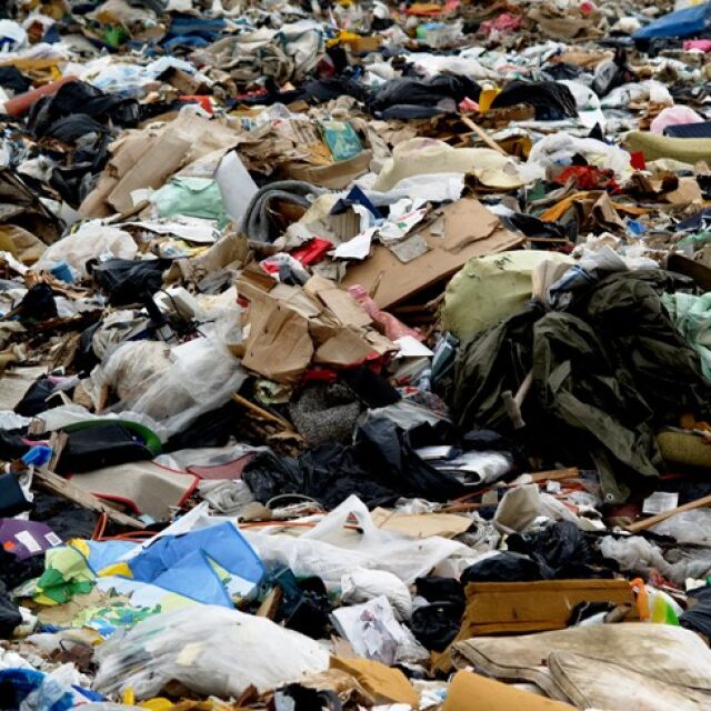 Човечеството произвежда 2,1 млрд. тона боклук на година