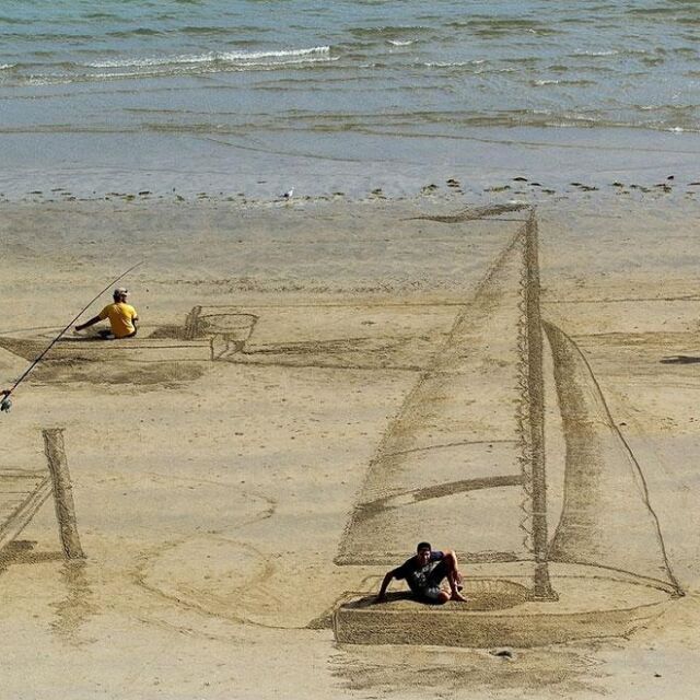 Пясъчните 3D чудеса на Джейми Харкинс върху морския бряг