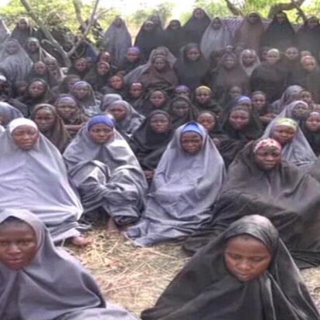 „Боко Харам” пусна запис с отвлечените момичета (ВИДЕО)