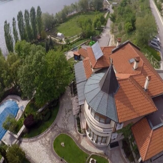 Кметът на Хасково се разполага в имение за 2,5 млн. лв. 