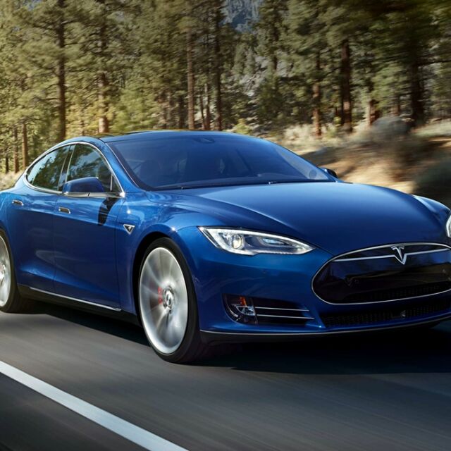 Tesla вдига цените на колите си в САЩ заради инфлацията