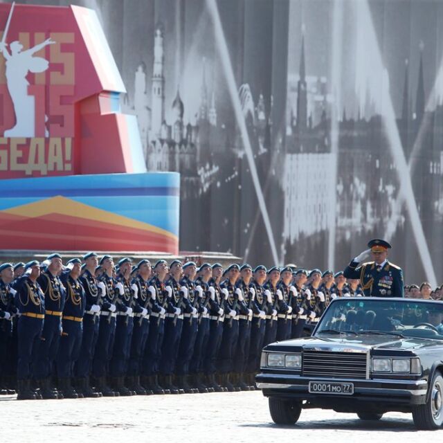Русия чества с невиждан парад 70 години от Победата