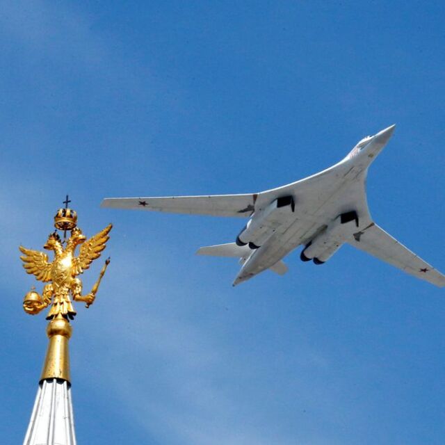 Защо Русия не показа самолетите си над Червения площад