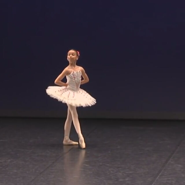 10-годишната балерина Румелина покорява световните сцени