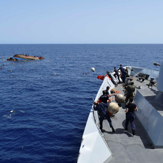 Над 700 мигранти загинали в Средиземно море за последната седмица