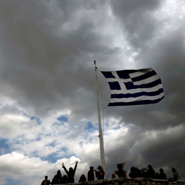 Отпускат пореден спасителен транш от 8,5 млрд. евро на Гърция