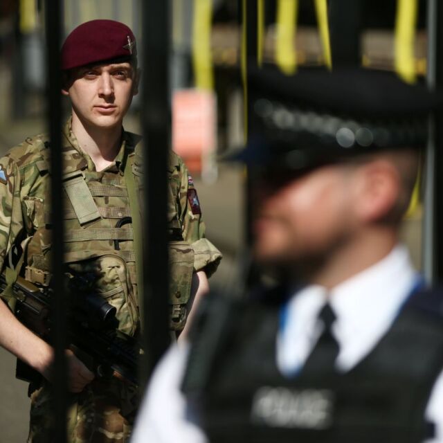 Арестуваните за атаката в Манчестър станаха 13