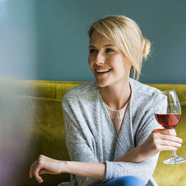 Чаша вино дневно е полезна? Не.