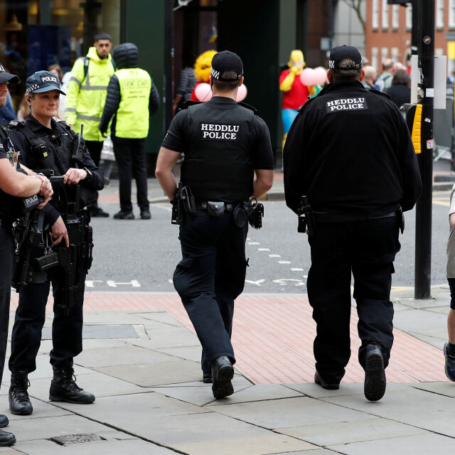 Полицията арестува 16-и човек, свързан с атентата в Манчестър