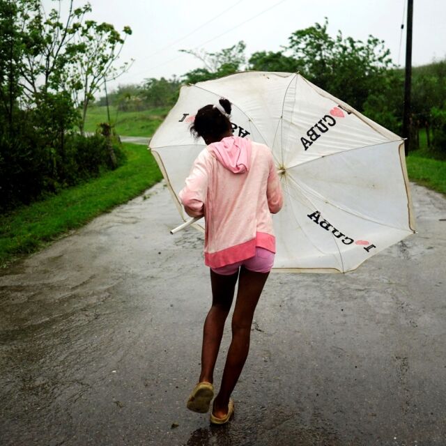 Хиляди в САЩ и Куба бяха евакуирани заради бурята „Алберто“