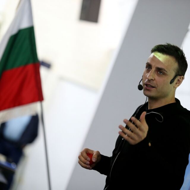 Бербатов: Стефанов се страхува, защото аз символизирам промяната