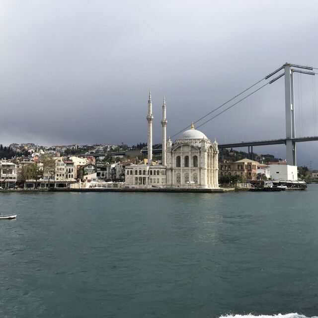Необятният Истанбул. Кулинарен, културен или парти туризъм?