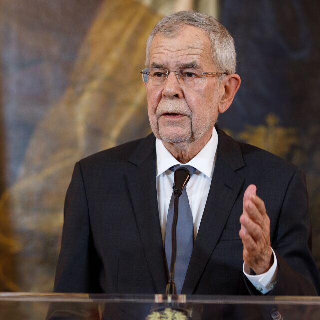 Ван дер Белен: Предсрочен вот ще възстанови доверието в институциите на Австрия
