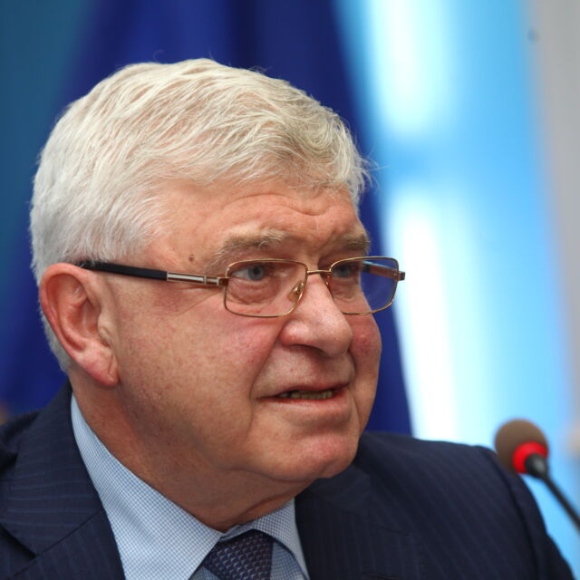  Кирил Ананиев: До края на декември Метадоновата програма ще бъде преместена от УМБАЛ „Св. Анна“ 