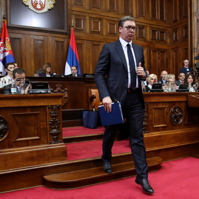 Сърбия отпуска по 100 евро помощ на всеки пълнолетен гражданин