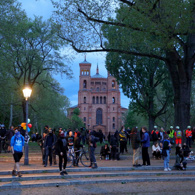  По време на пандемия: Светът означи по невиждан метод Деня на труда 