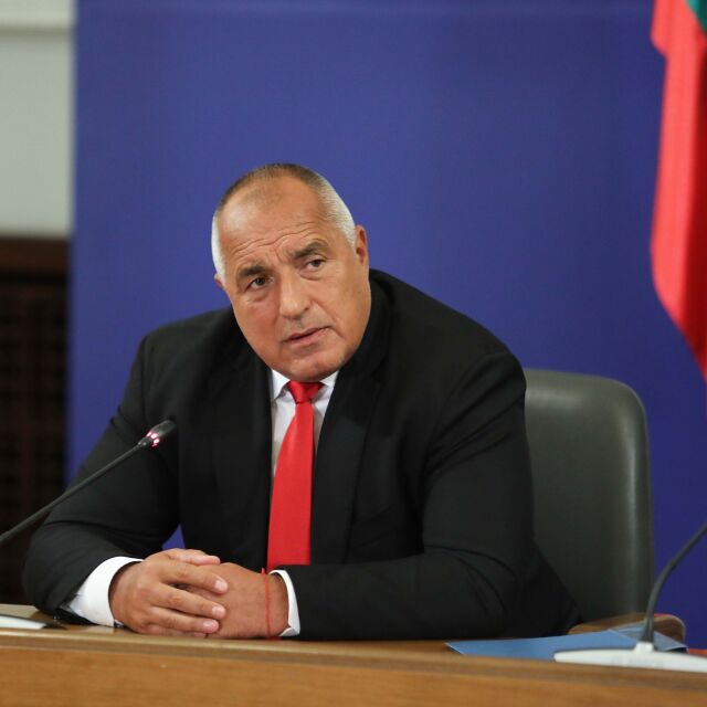 Премиерът: Нито съм изпращал някого, нито съм ходил при Васил Божков