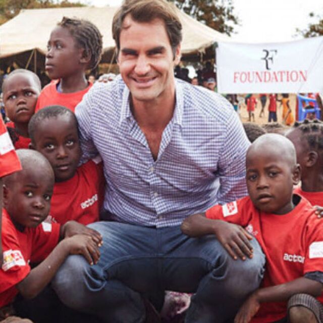 Фондацията на Федерер дарява 1 млн. долара за храна за децата в Африка