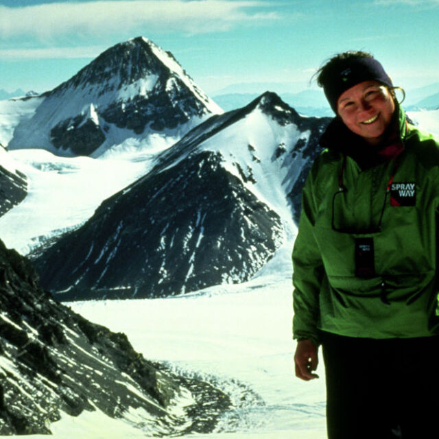 Алисън Харгрийвс - първата жена, покорила Еверест без помощни средства и кислородна бутилка